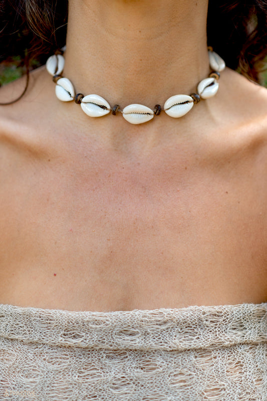 Cowrie Shells Choker Necklace