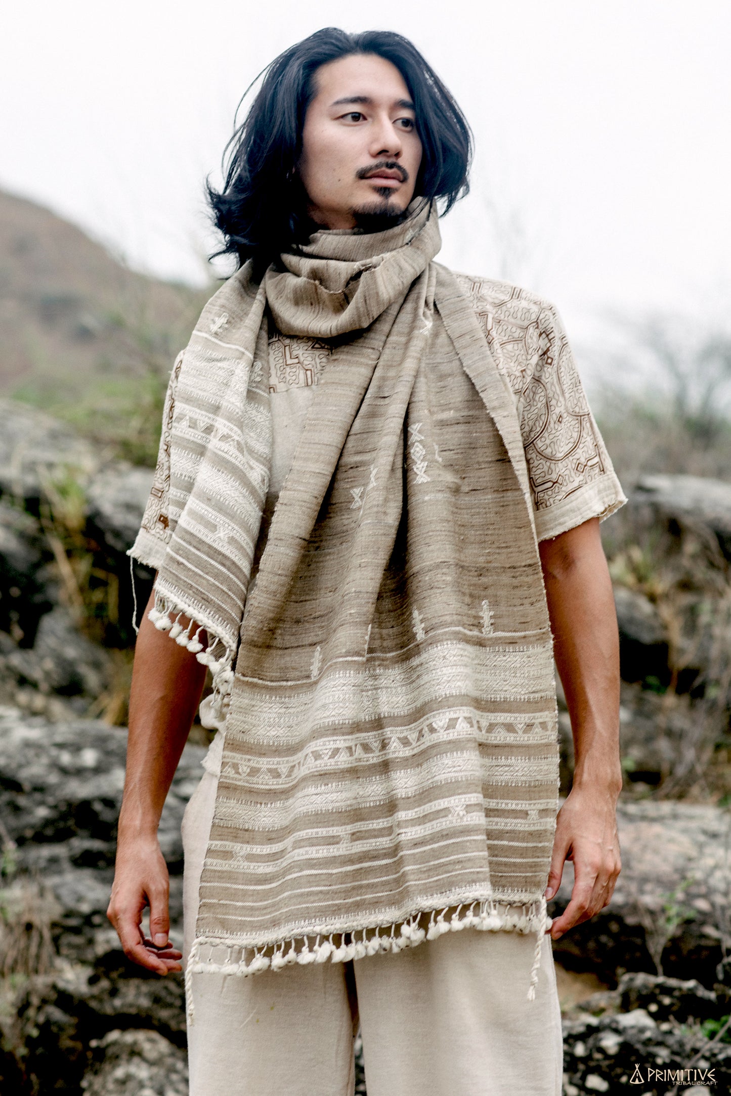 Gujarati Tribal Scarf ⋙ Handwoven Wool & Silk Shawl